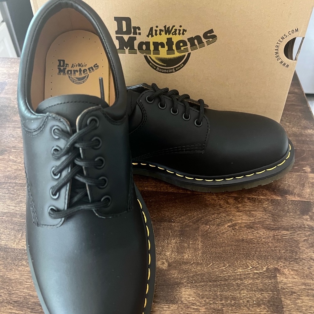 Dr. Martens Size Mens 11